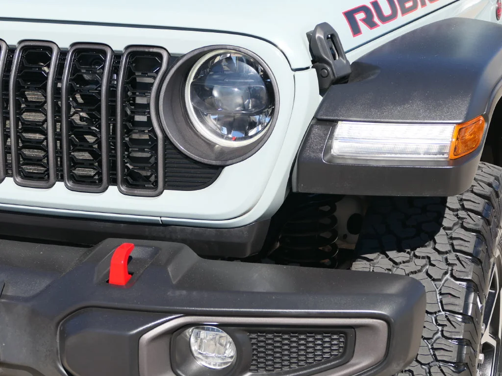 Used 2024 Earl Clearcoat Jeep Rubicon image 8