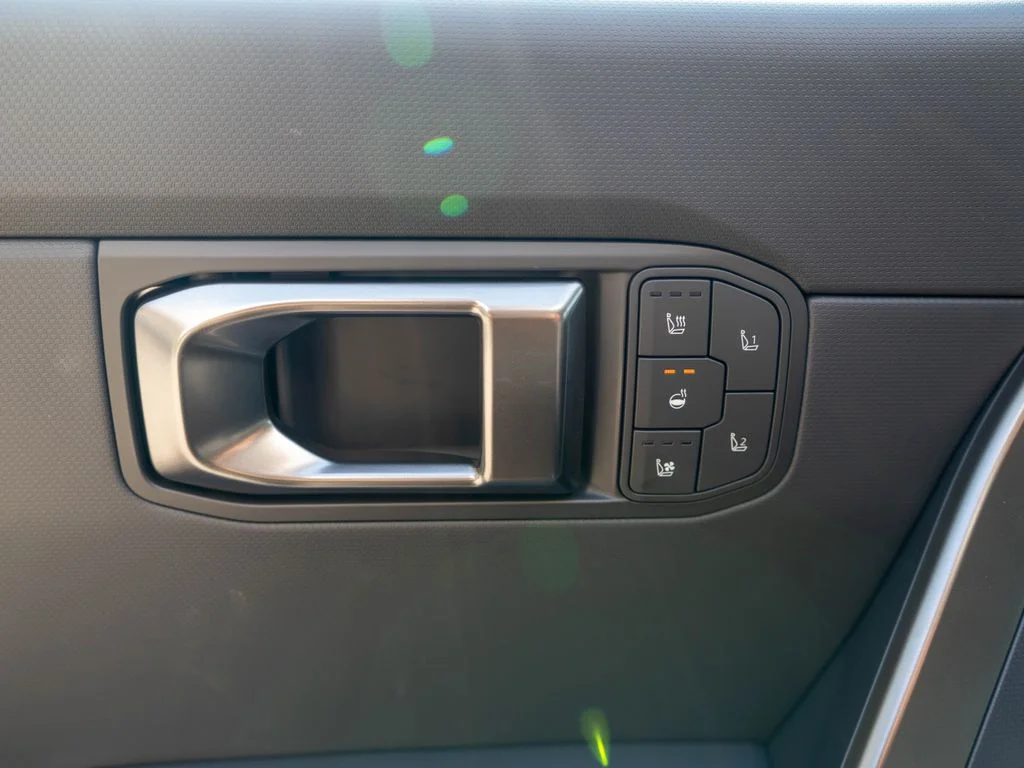 New 2027 Snow White Pearl Kia X-Line SX image 19