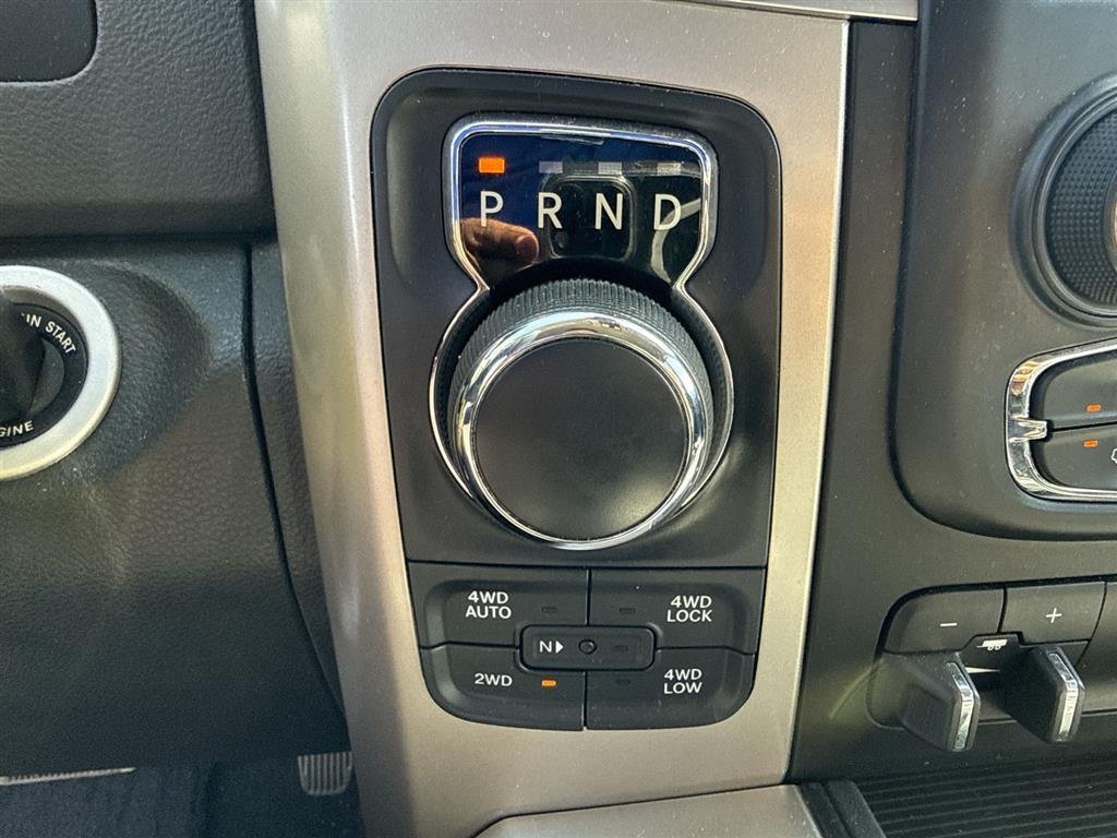 Used 2015 Blue Streak Pearlcoat Ram Big Horn image 20