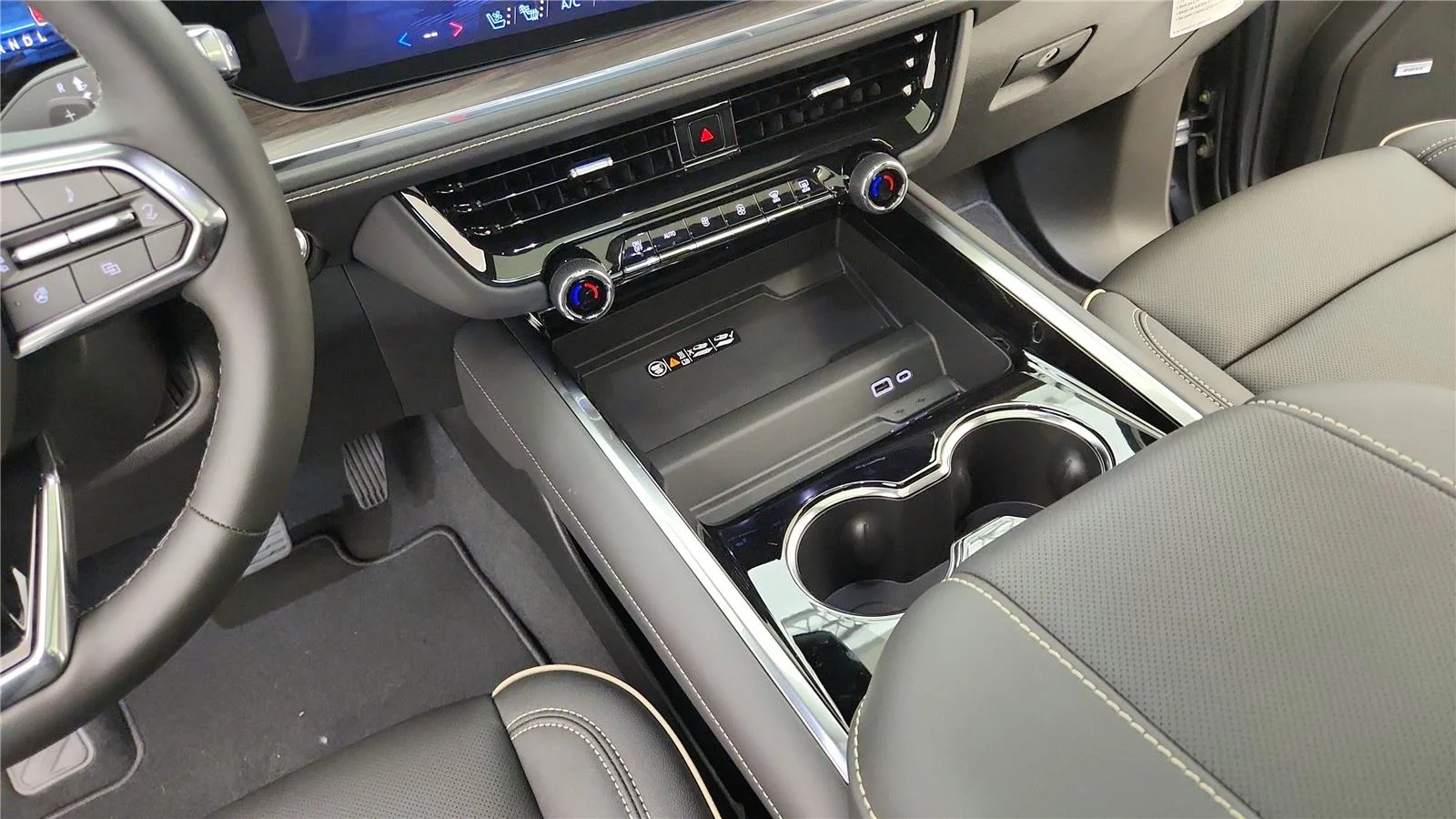 2026 Chevrolet Tahoe Premier - Photo 42