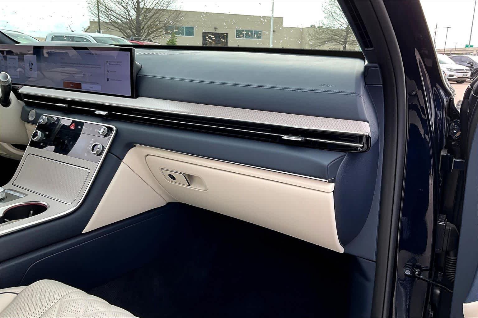 Used 2025 Capri Blue Genesis 3.5T Prestige image 18