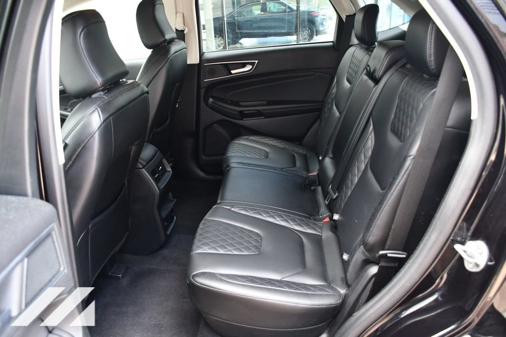 Used 2024 Black Ford Titanium image 23