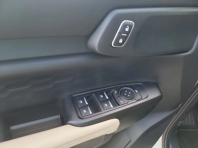 New 2026 Desert Sand Ford XLT image 17