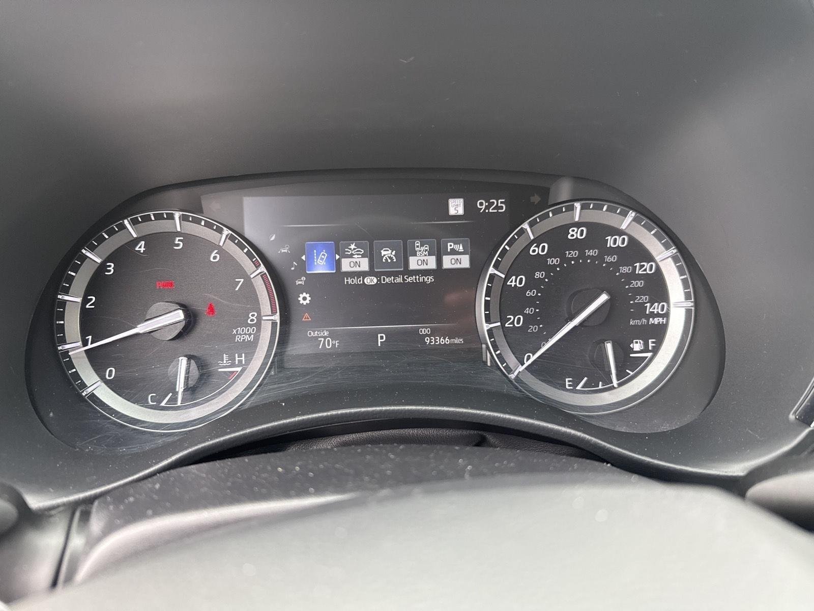 Used 2021 Toyota Highlander Limited with VIN 5TDDZRBH3MS057665 for sale in Kansas City