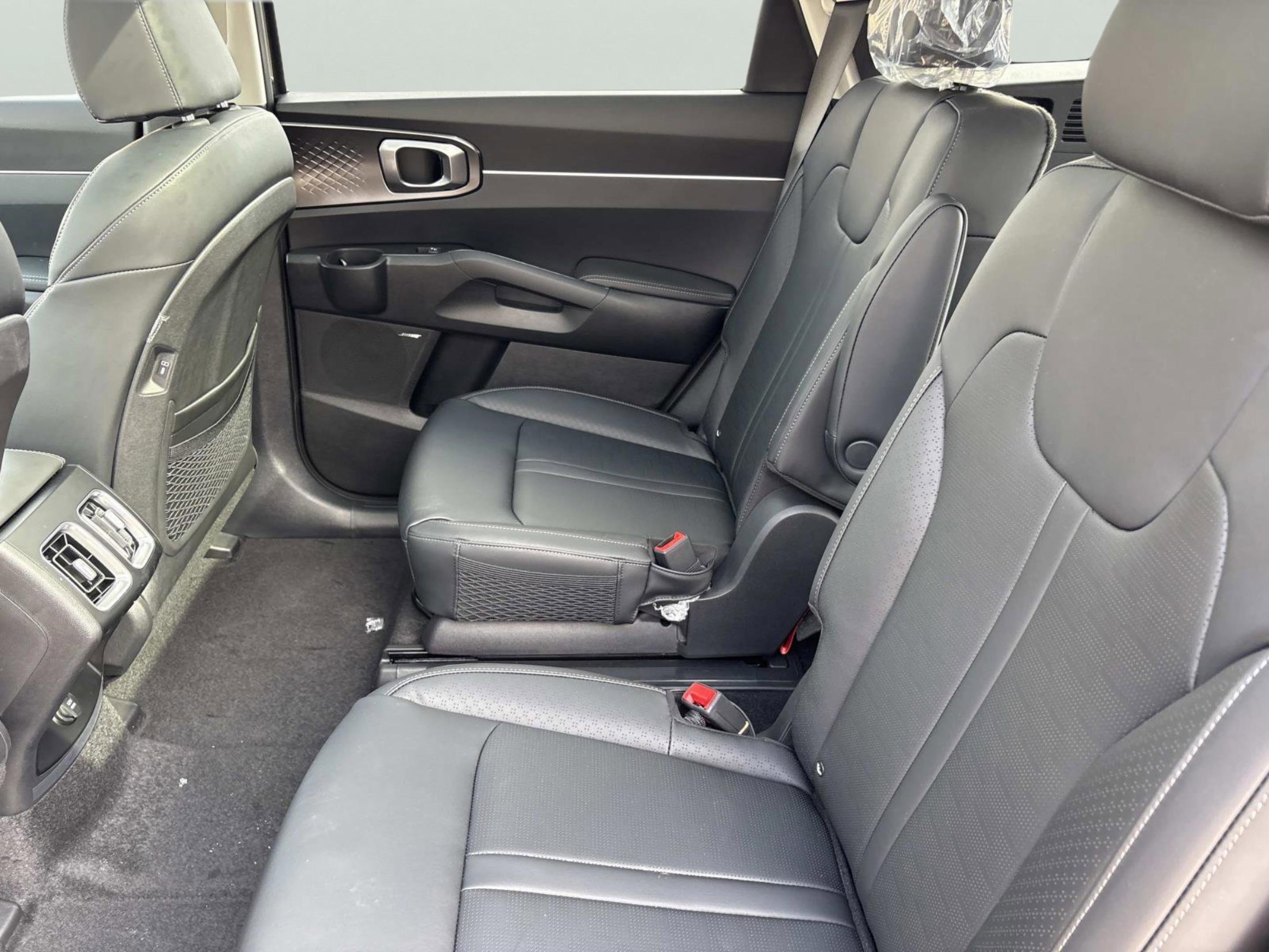 New 2026 Interstellar Gray Kia EX image 18