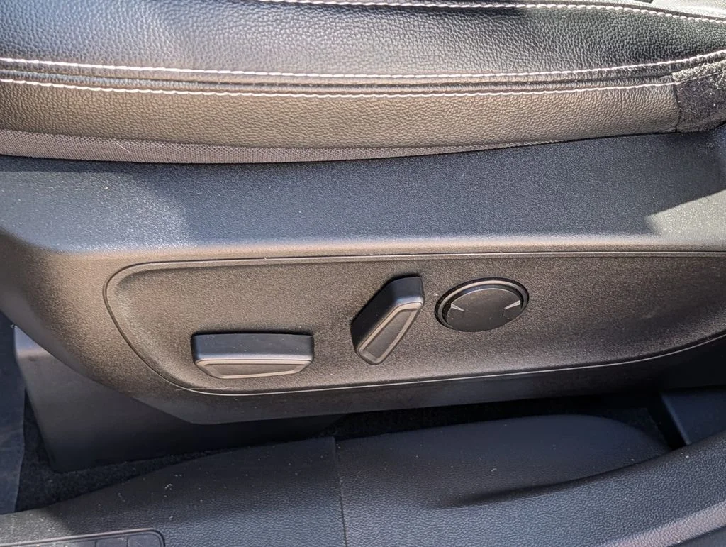 Used 2023 Black Ford Base image 11