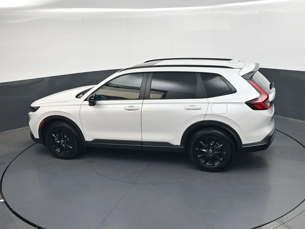 Certified Used 2026 Platinum White Pearl Honda Sport-L image 19