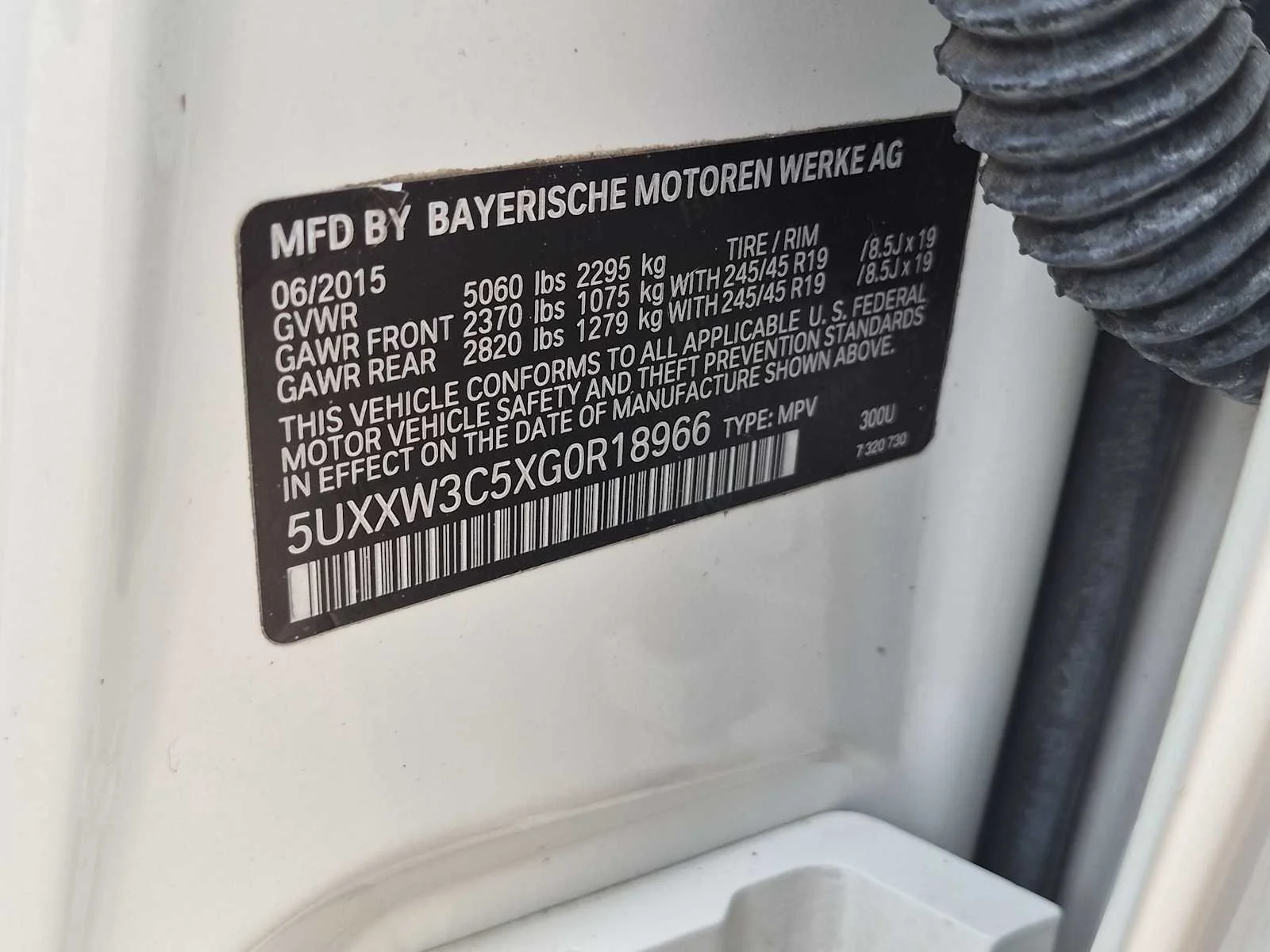 Used 2016 Alpine White BMW xDrive28i image 37