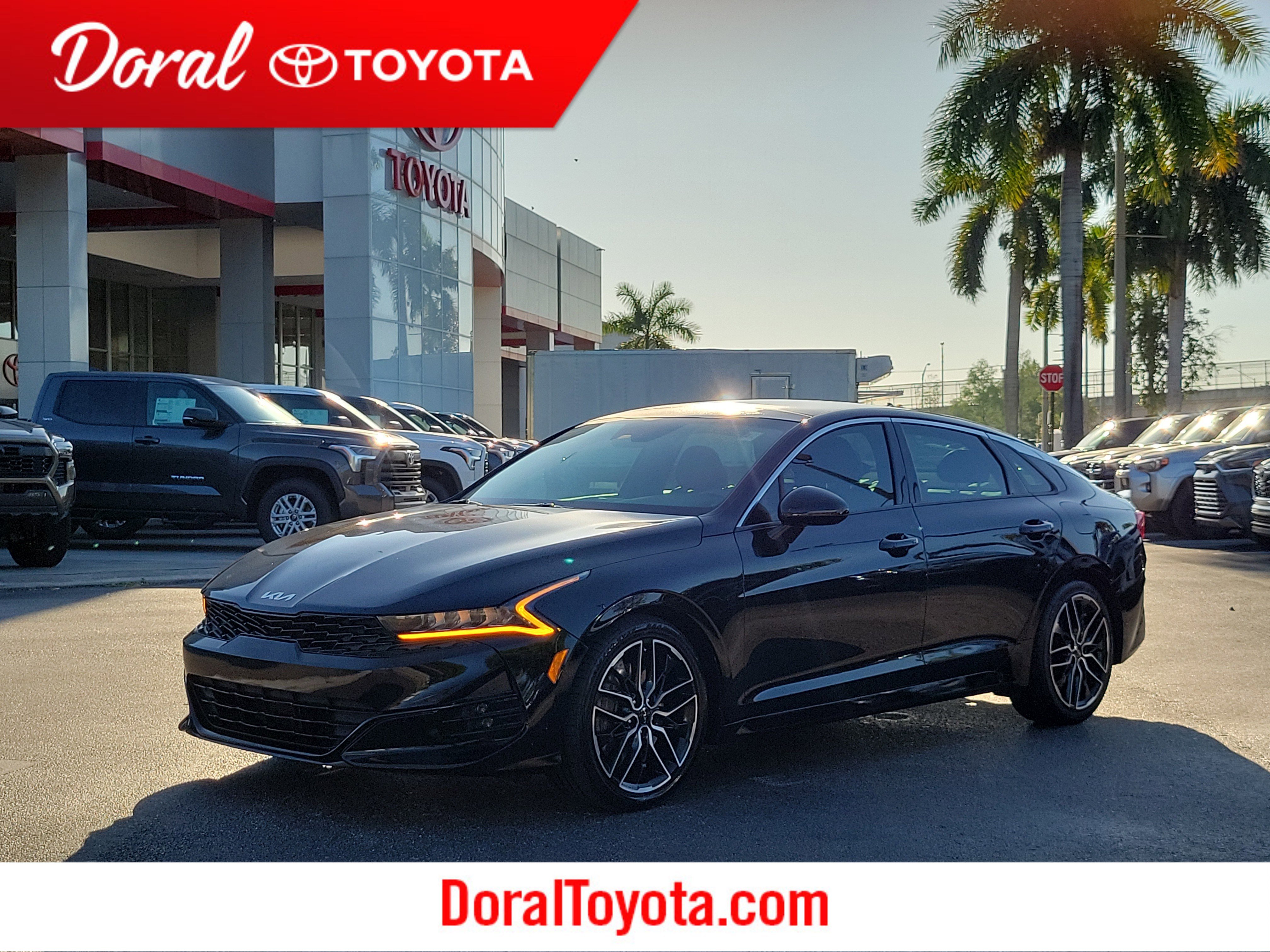2023 Kia Optima GT FWD's photo