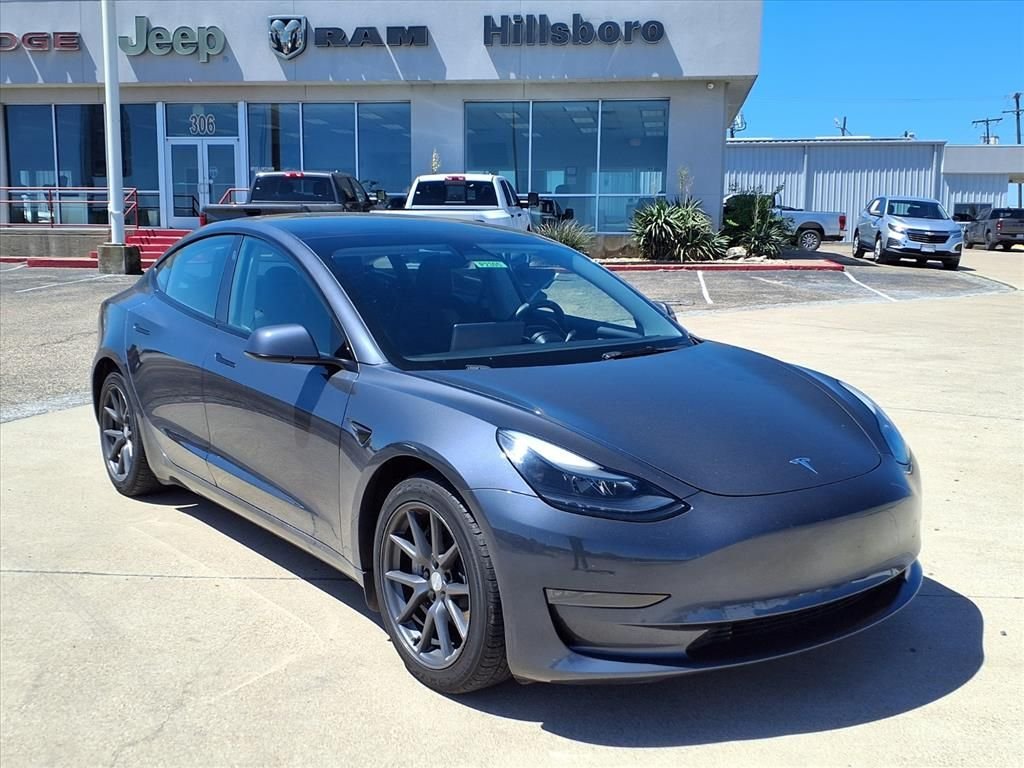 2023 Tesla Model 3 Base