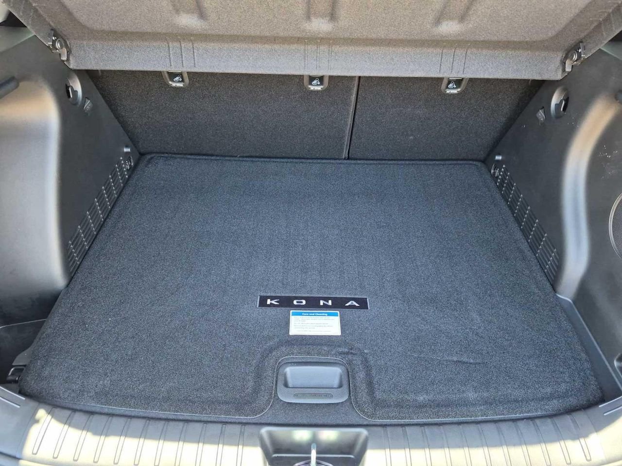 New 2026 Abyss Black Pearl Hyundai Limited FWD image 35
