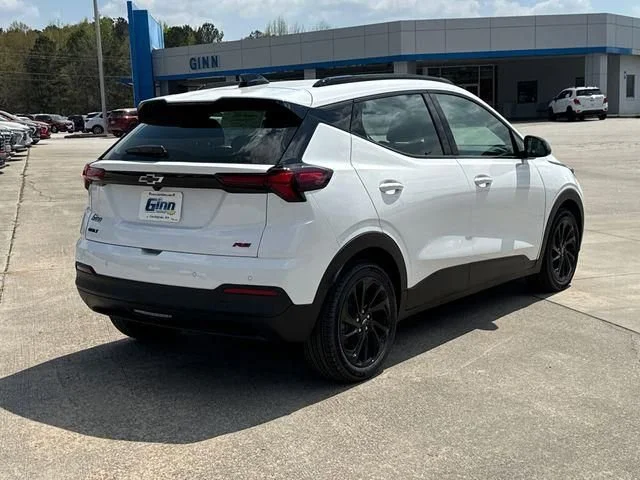 New 2027 Summit White Chevrolet RS image 7