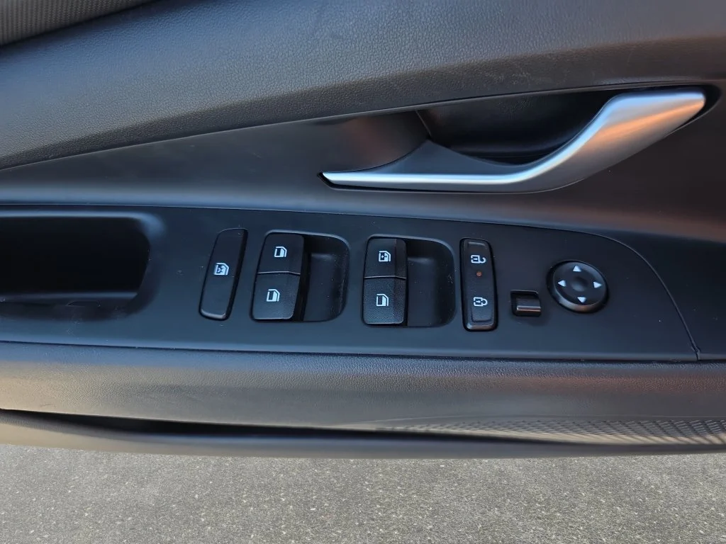 Certified Used 2024 Metal Hyundai Limited image 25