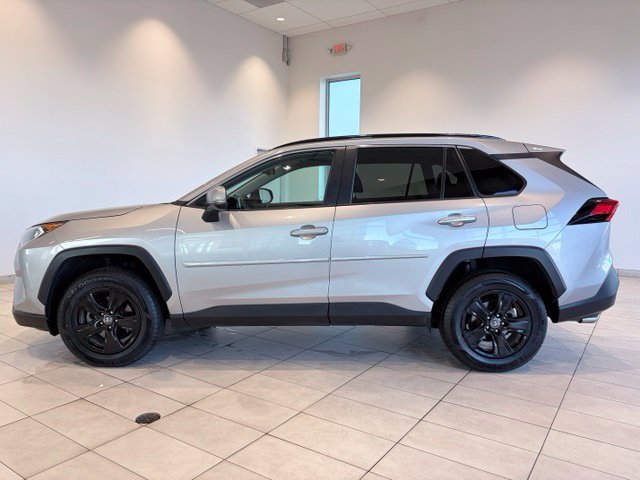 Certified Used 2020 Silver Sky Metallic Toyota XLE image 5