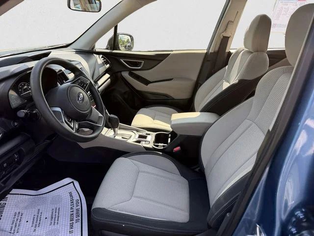 Used 2022 Blue Subaru Base image 9