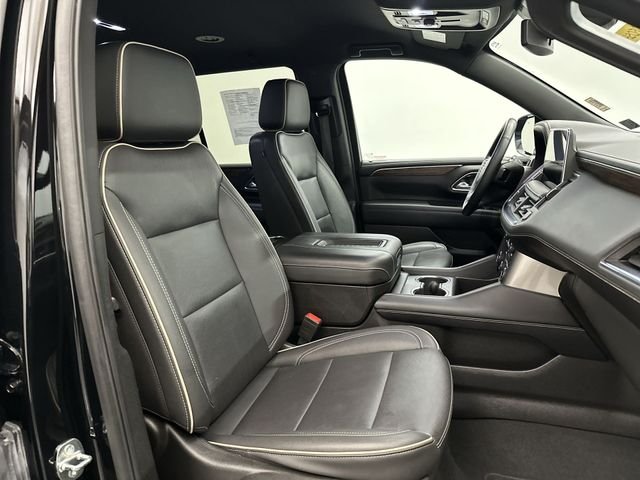 Used 2024 Black Chevrolet Premier image 28