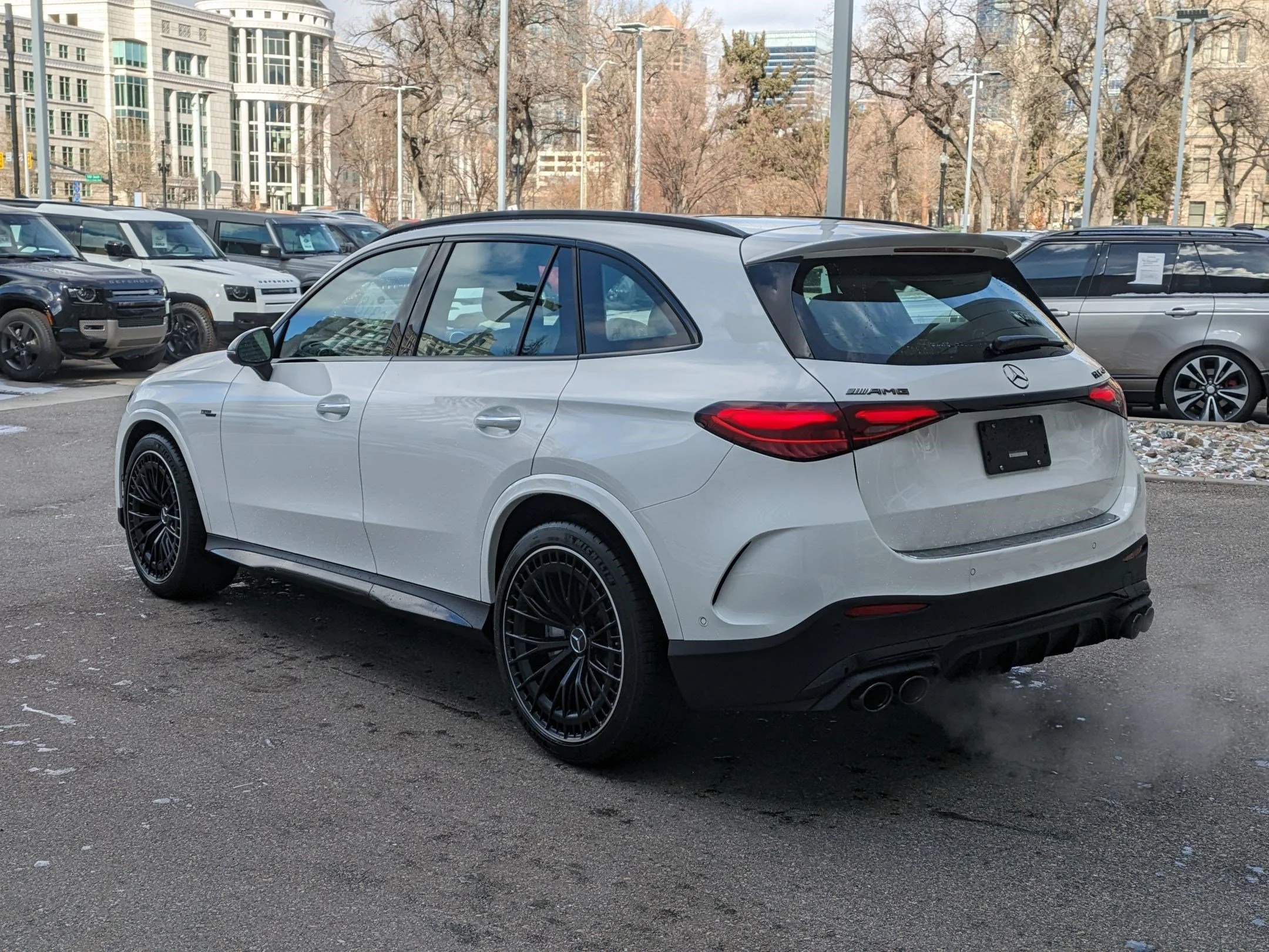 2025 Mercedes-Benz GLC AMG GLC43 - Photo 22