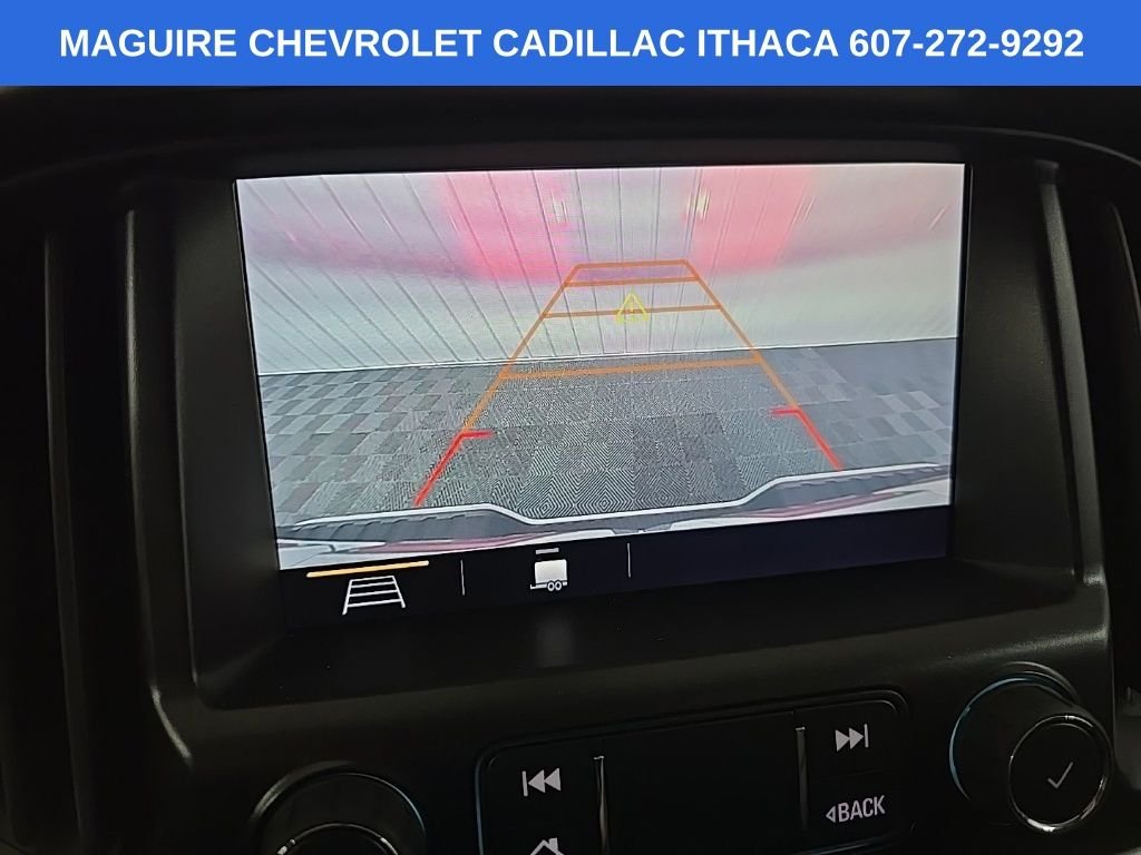 Used 2022 White GMC AT4 w/Leather image 23