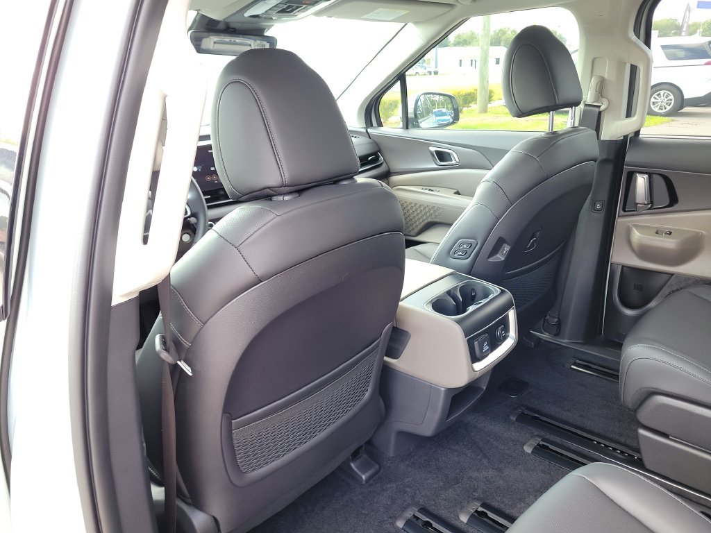 New 2026 Ivory Silver Kia SX image 17