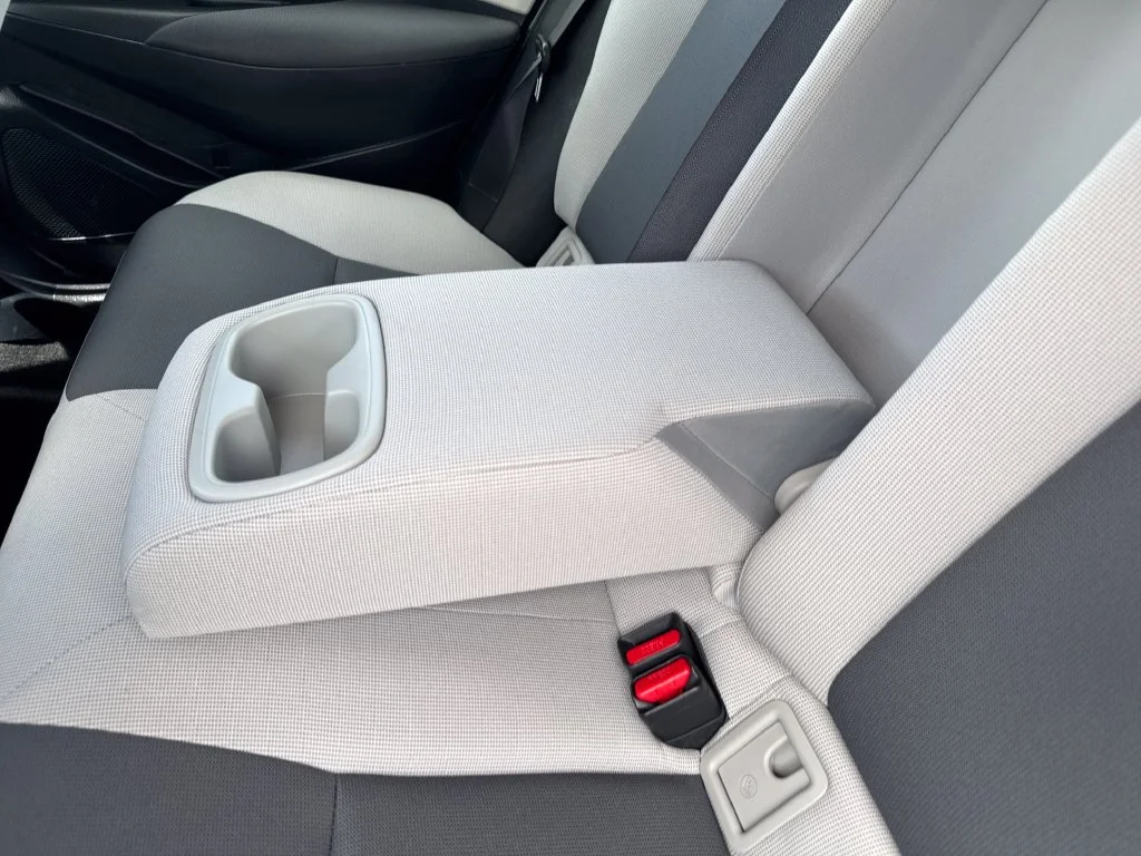 Used 2025  Toyota LE image 37
