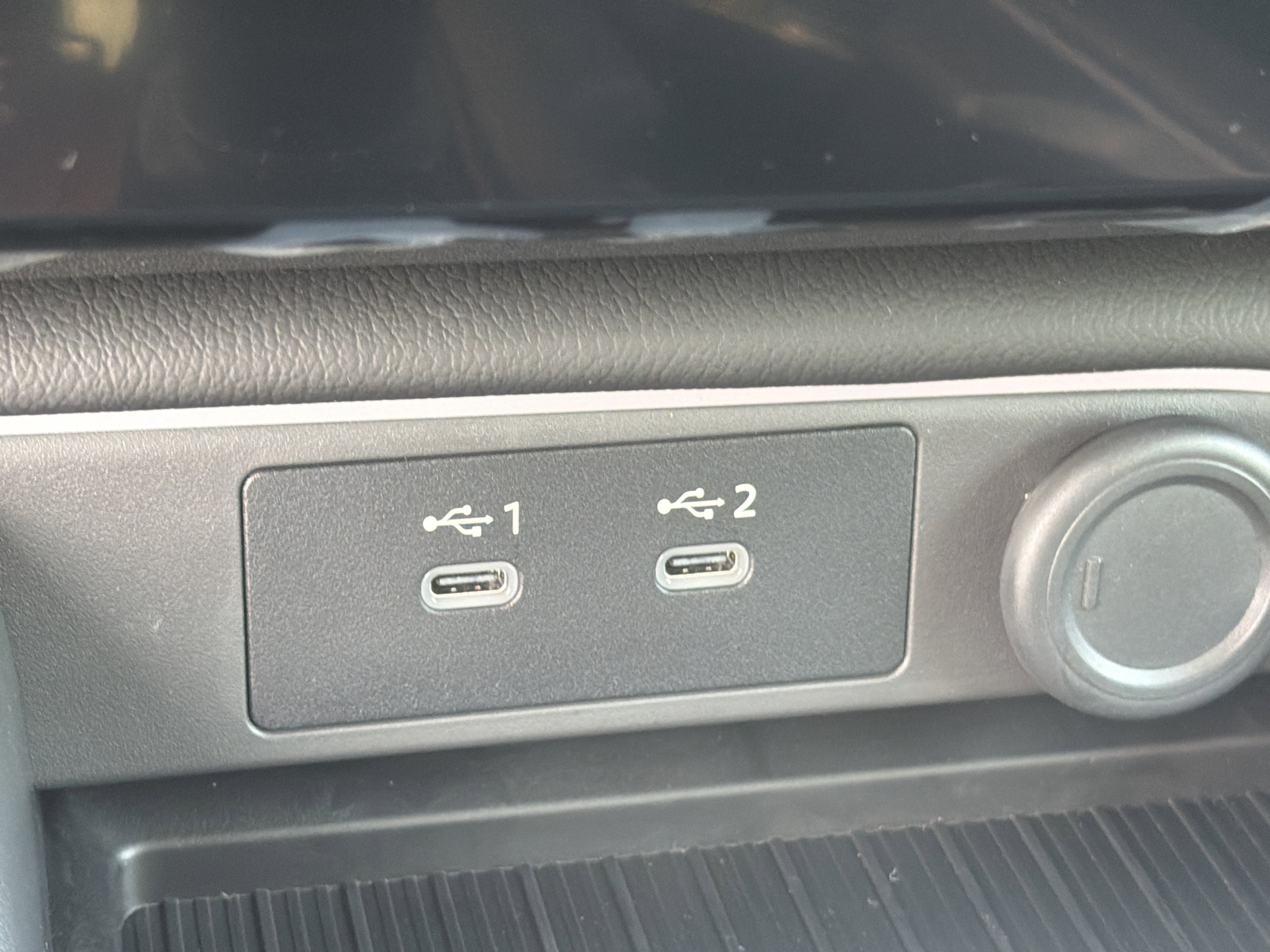 New 2026 Atlantic Gray Metallic Nissan SV image 32
