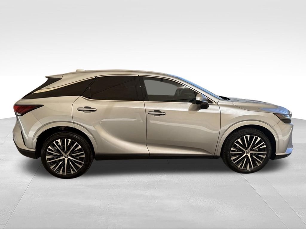 Used 2023 Iridium Lexus 350 Premium Plus image 6