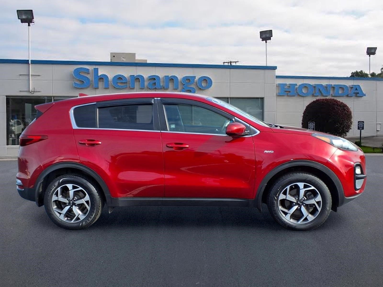Used 2020 Kia Sportage LX with VIN KNDPMCAC7L7815868 for sale in Hermitage, PA