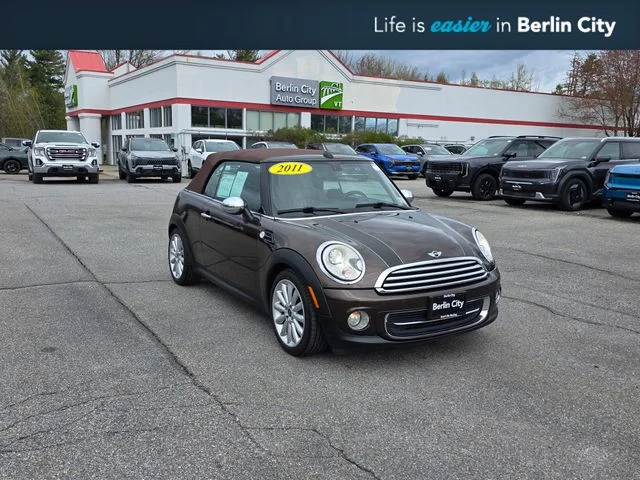 2011 MINI Cooper -'s photo