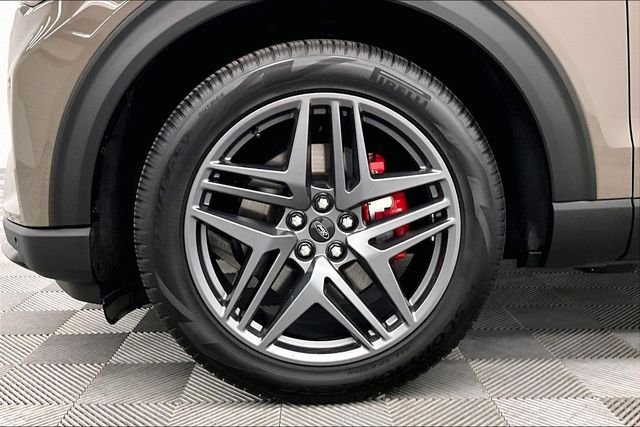 2026 Ford Explorer ST - Photo 10