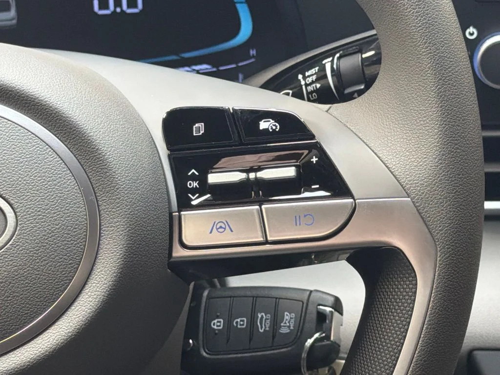 New 2026 Amazon Gray Hyundai SE image 19