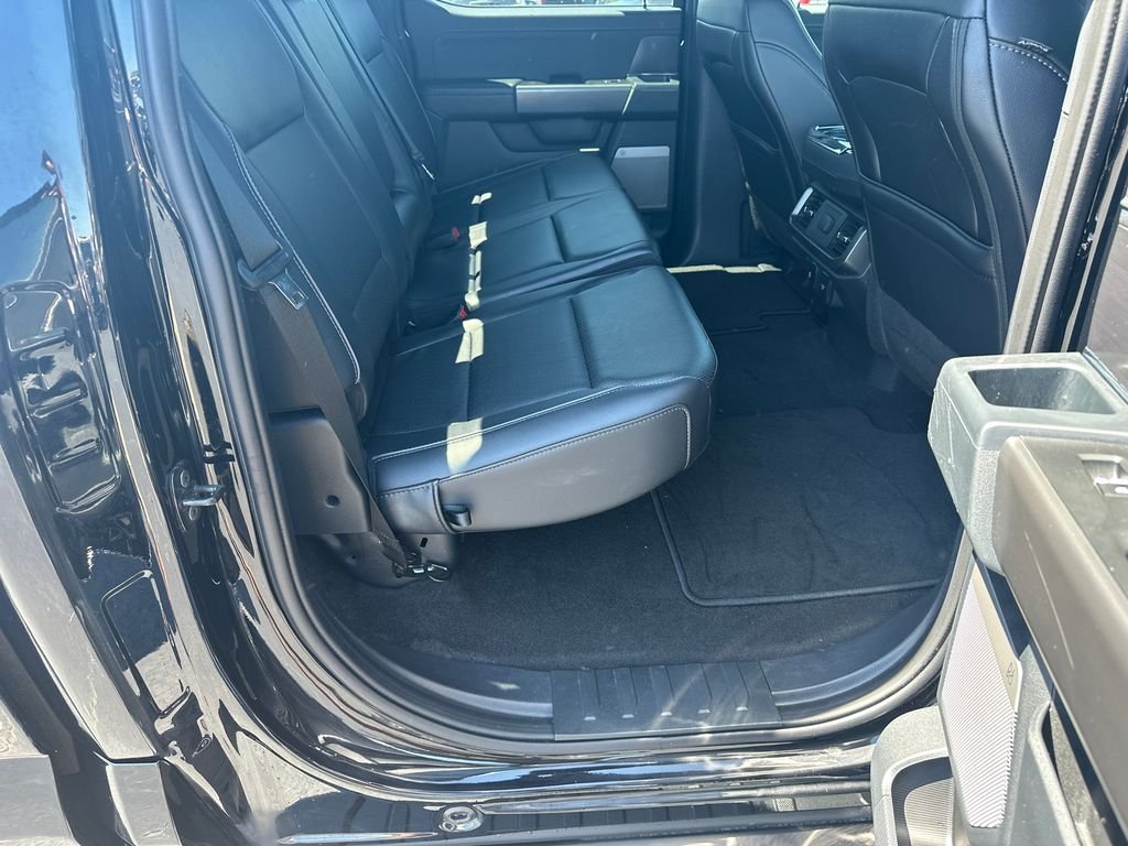 2025 Ford F-150 Lariat - Photo 15