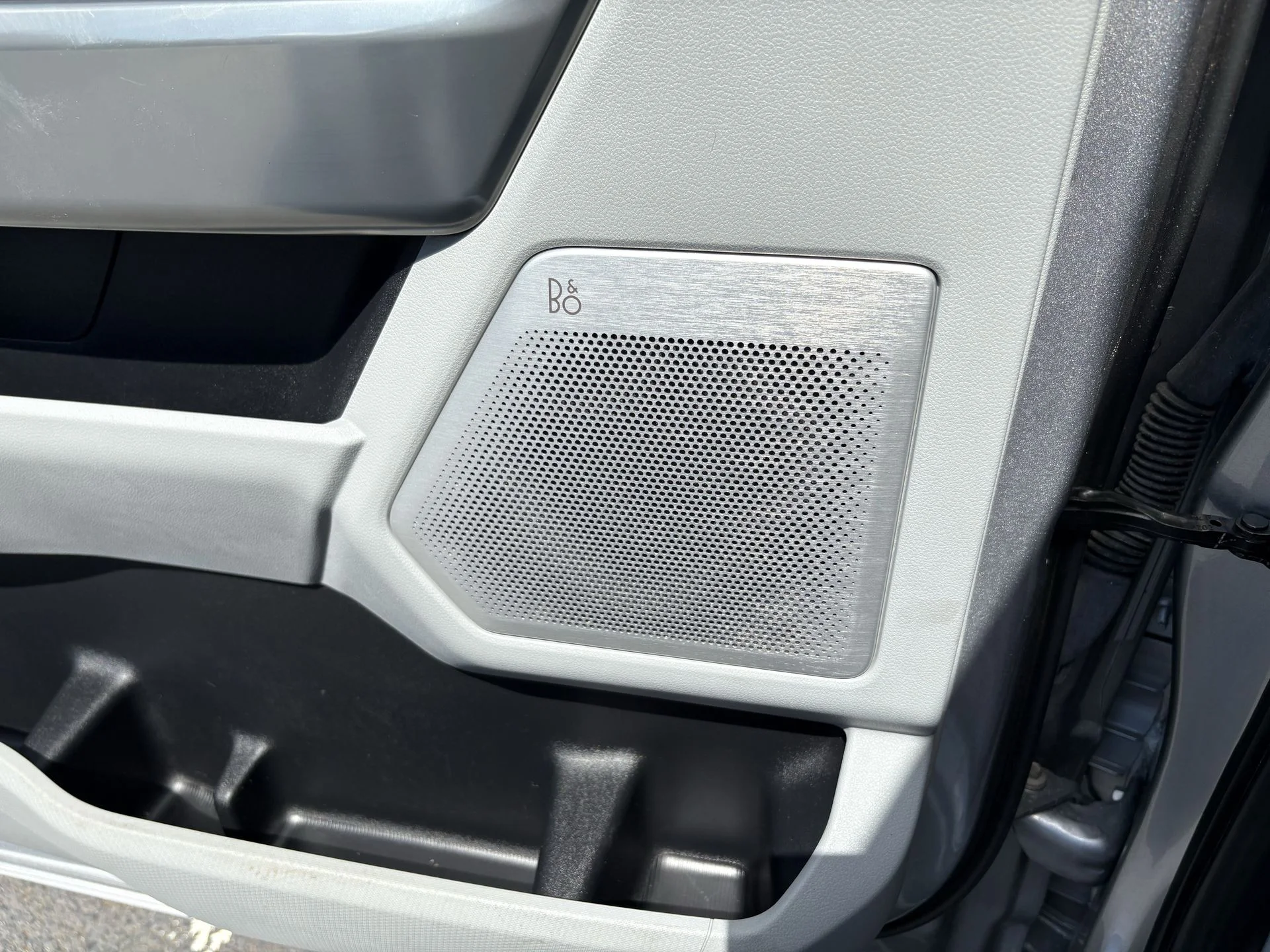 Used 2022 Silver Metallic Ford Limited image 16