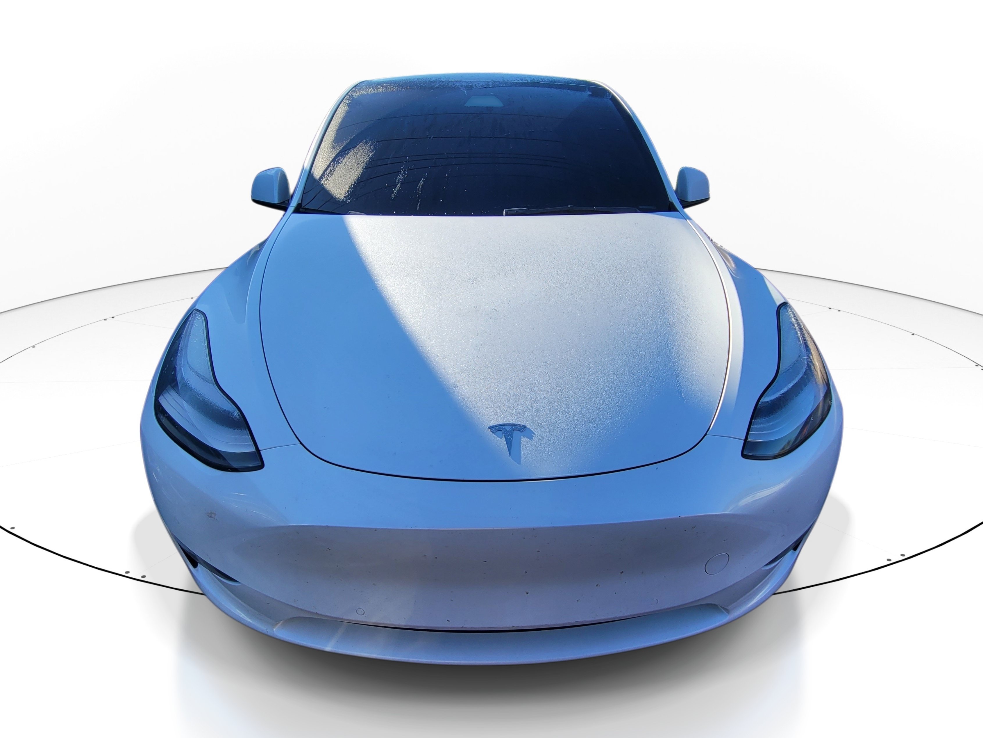 Used 2021  Tesla Standard Range image 2