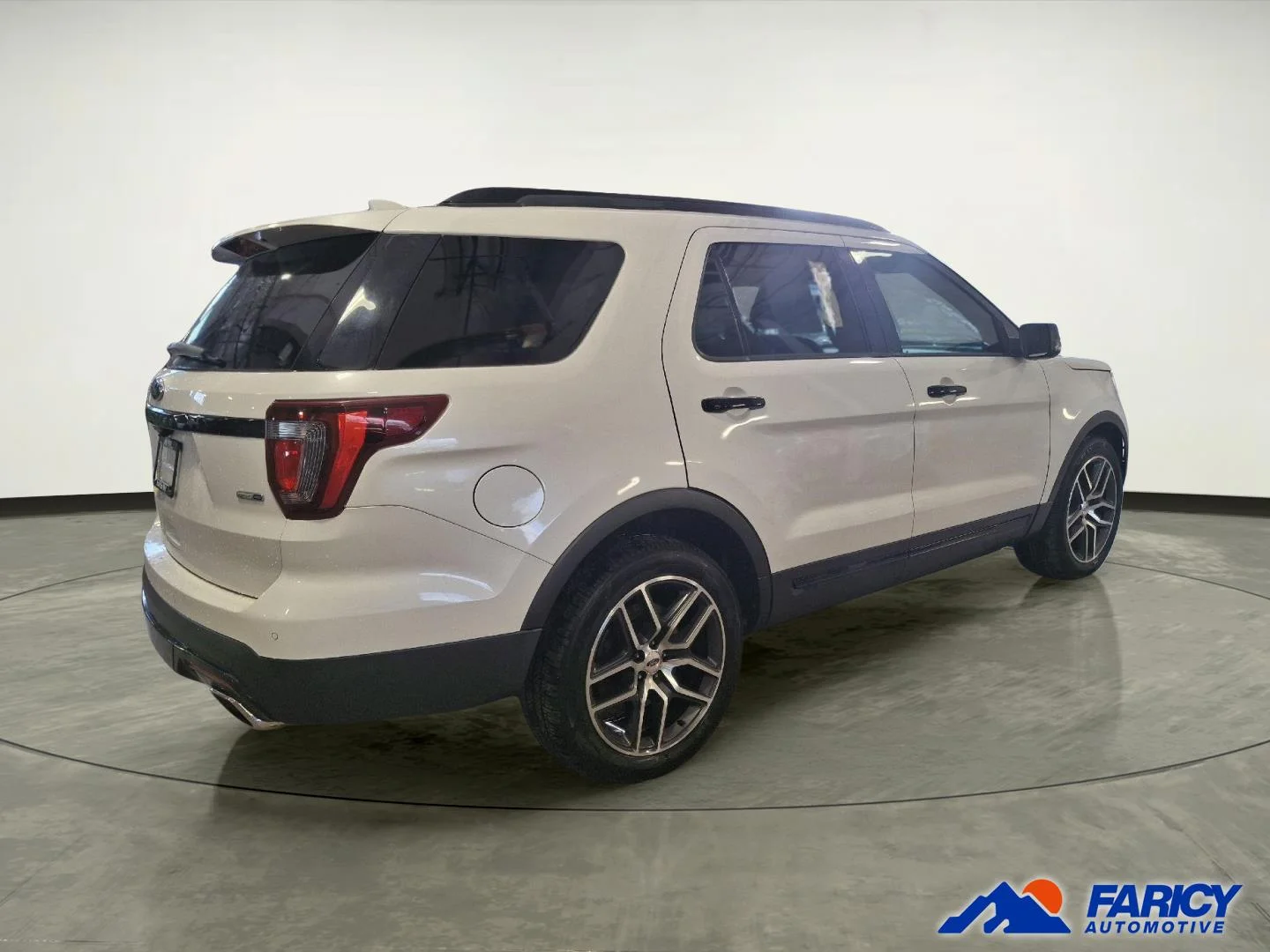 Used 2016 White Platinum Metallic Tri-Coat Ford Sport image 4