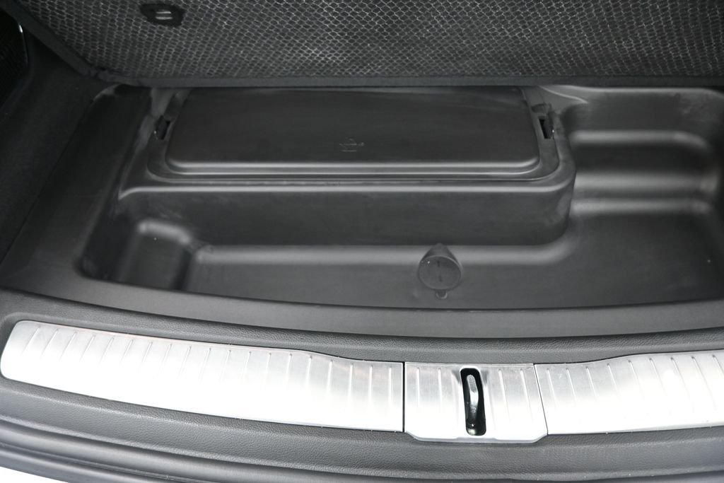 Used 2022 Silver Jeep Summit image 25
