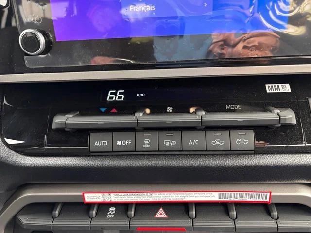 Used 2025  Toyota SR5 image 17