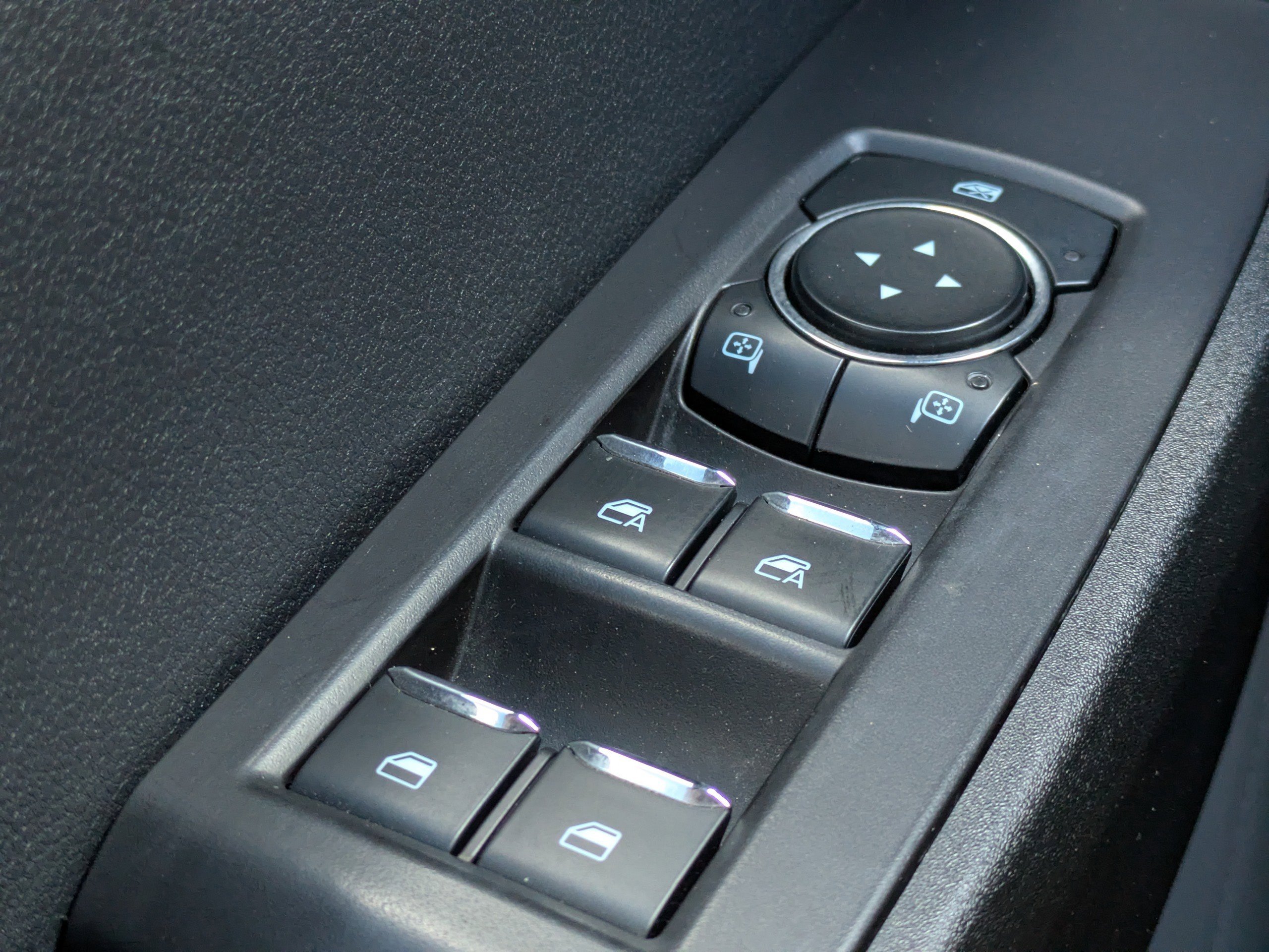 Used 2024 Oxford White Ford XL image 22