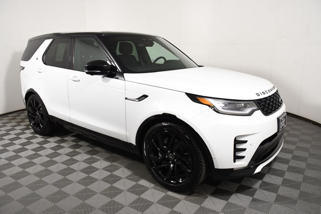 Certified Used 2025 Fuji White Land Rover Dynamic SE image 8