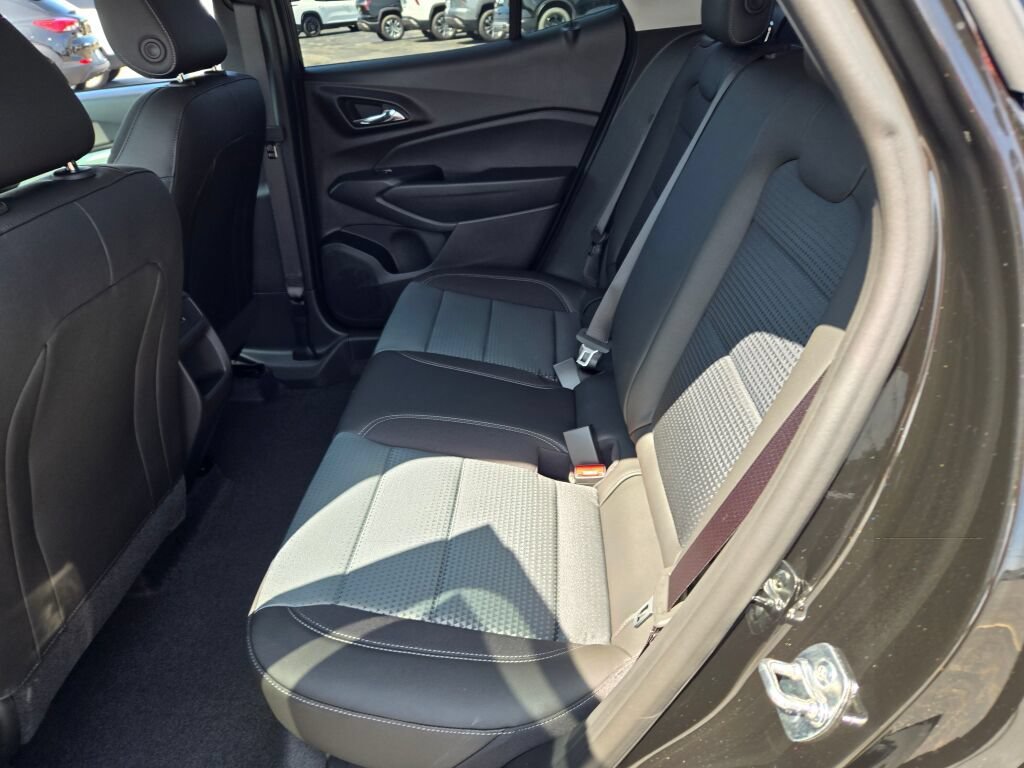 2026 Chevrolet Trax LT - Photo 13