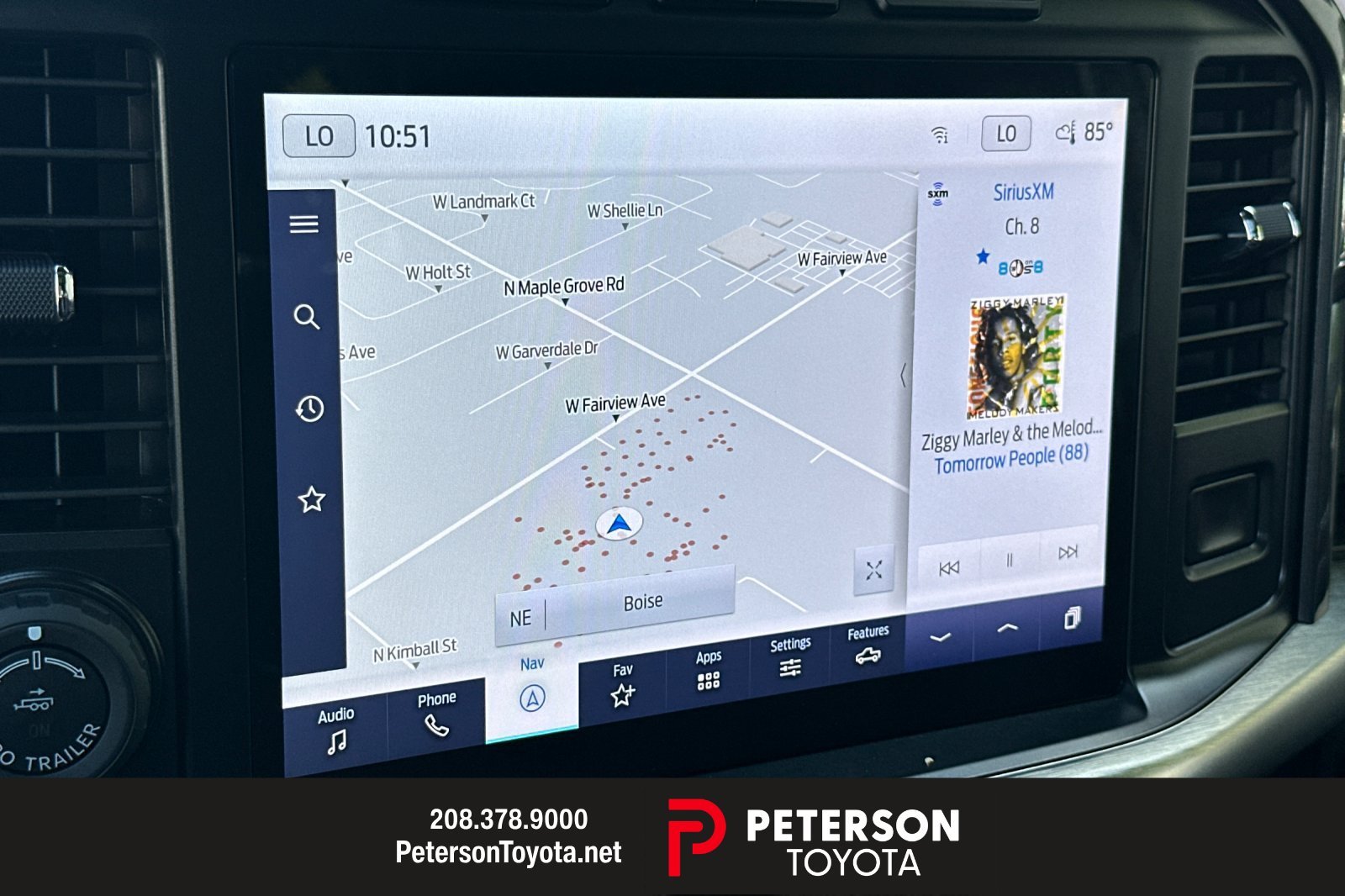 Used 2023  Ford Lariat image 17