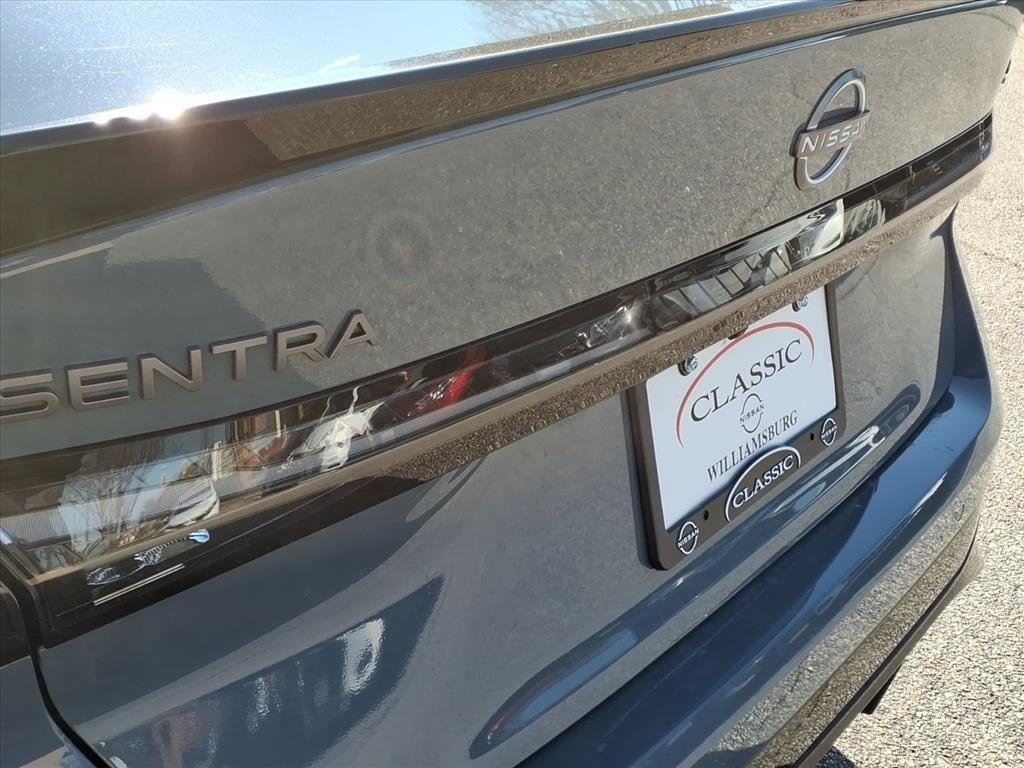 New 2026 Atlantic Gray Metallic Nissan SR image 7