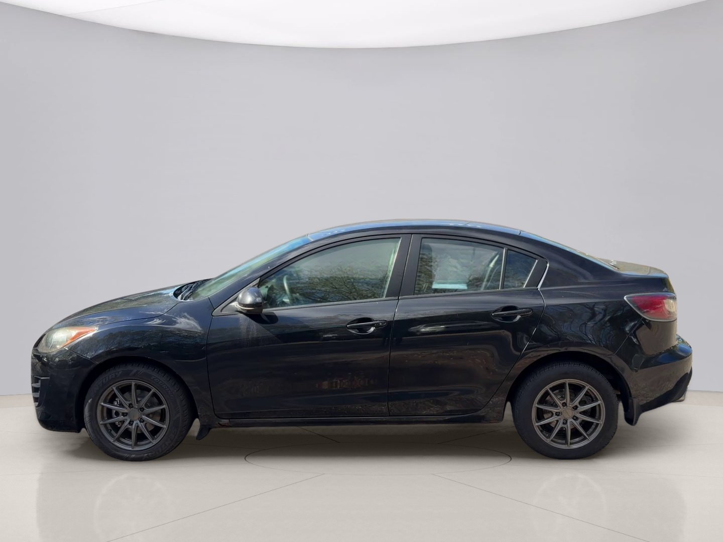 Used 2010 Black Mazda I TOURING image 2