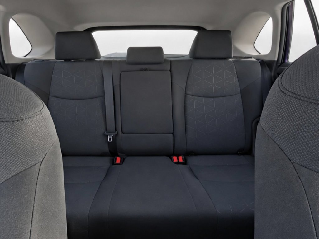 Used 2025  Toyota XLE image 18