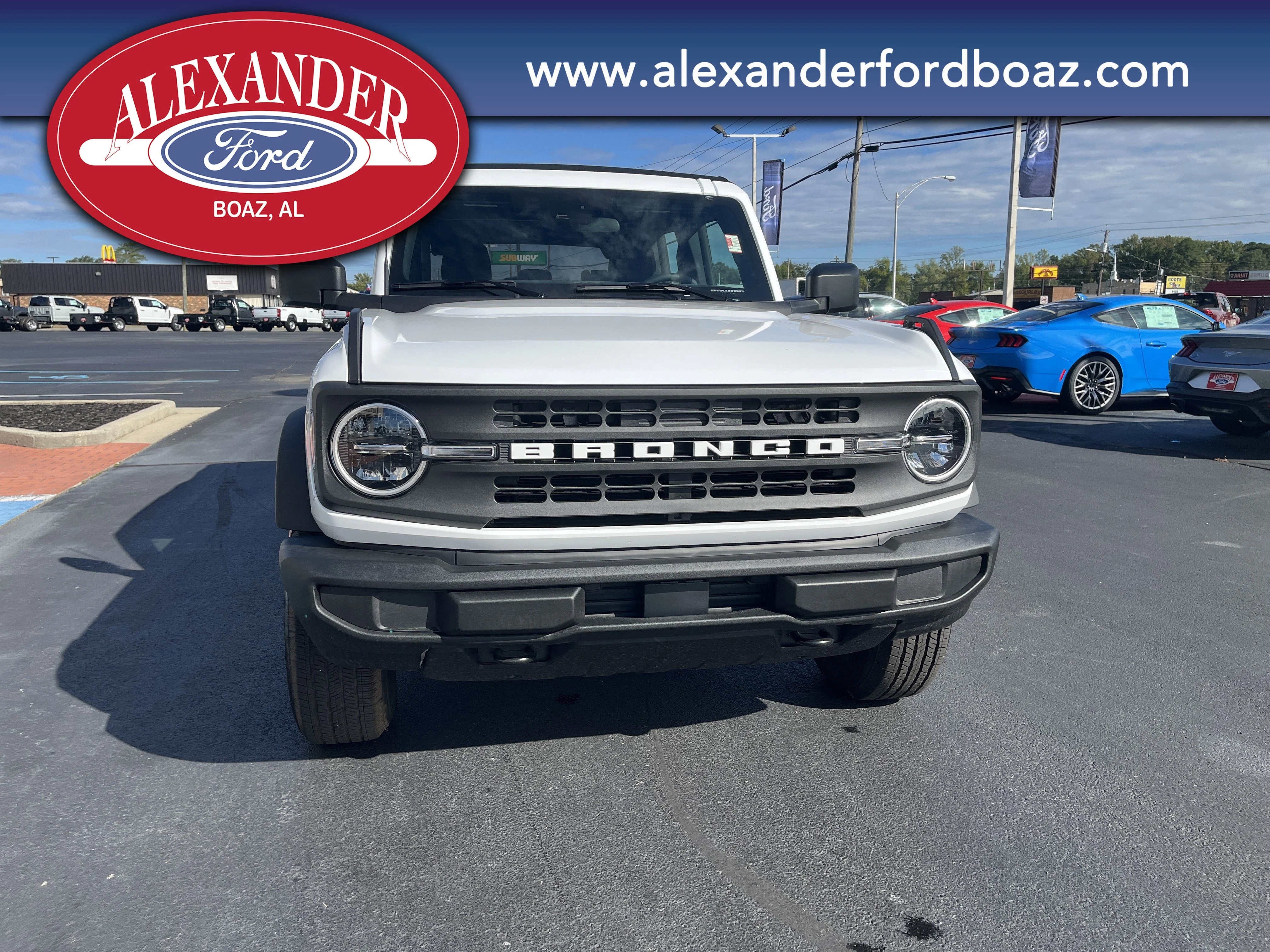 New 2025 Oxford White Ford Base image 5
