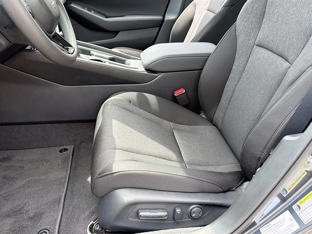 New 2026 Meteorite Gray Metallic Honda SE image 21