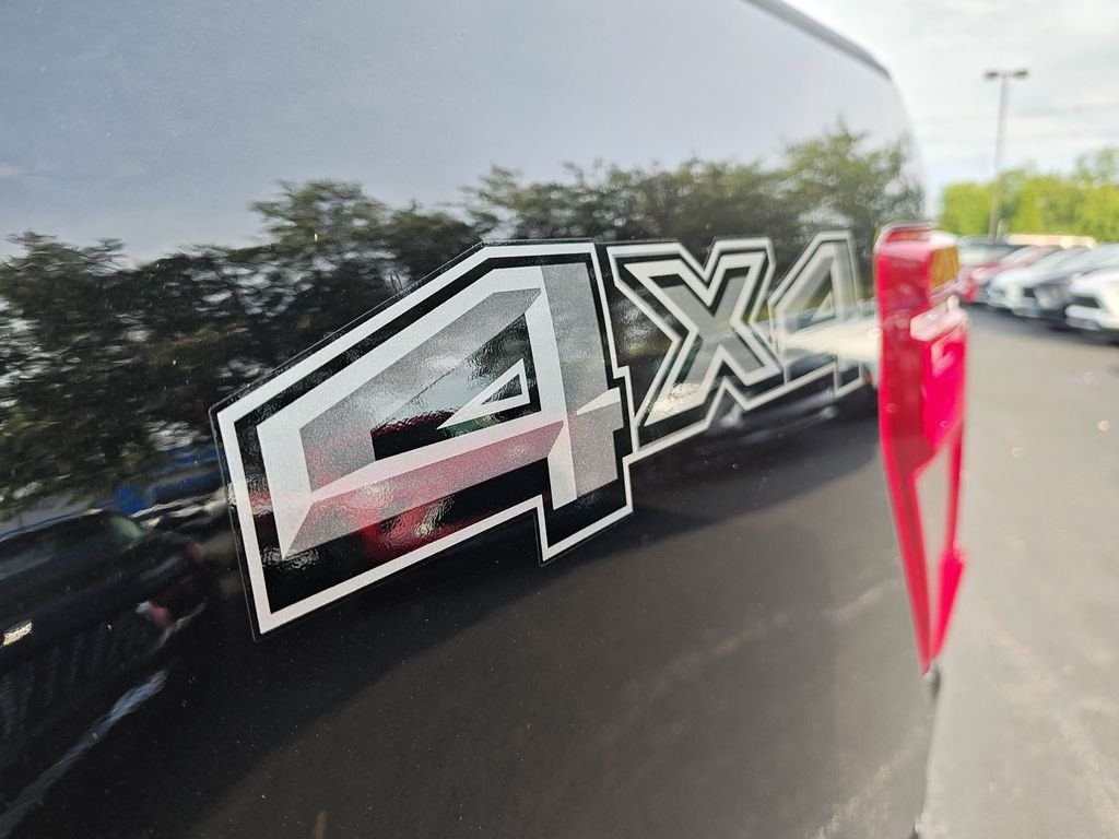 Used 2025 Black Ford XLT image 26