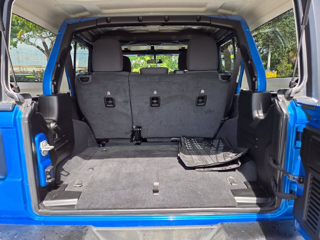 2022 Jeep Wrangler Unlimited Willys Sport - Photo 21