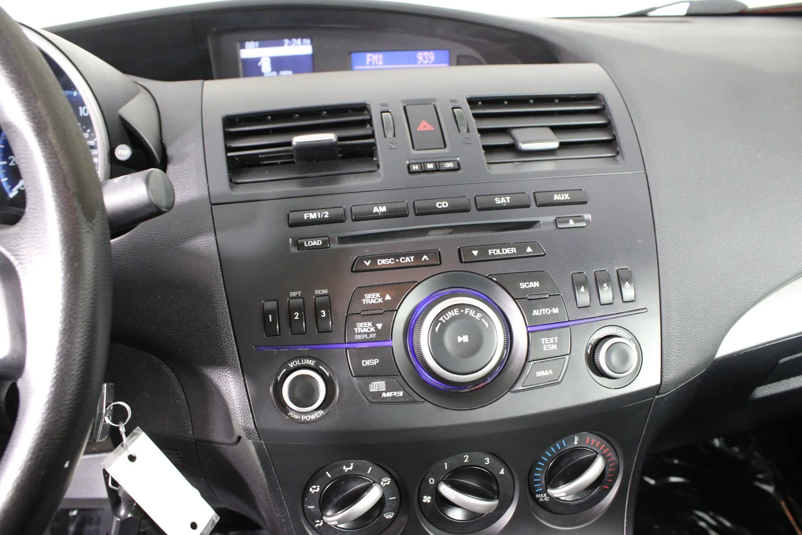 Used 2013 Black Mazda i Sport image 19