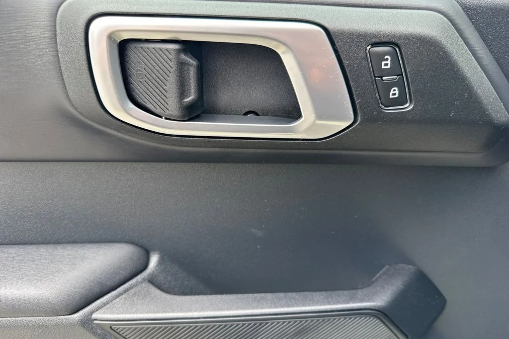 New 2026 Desert Sand Ford Outer Banks® image 11