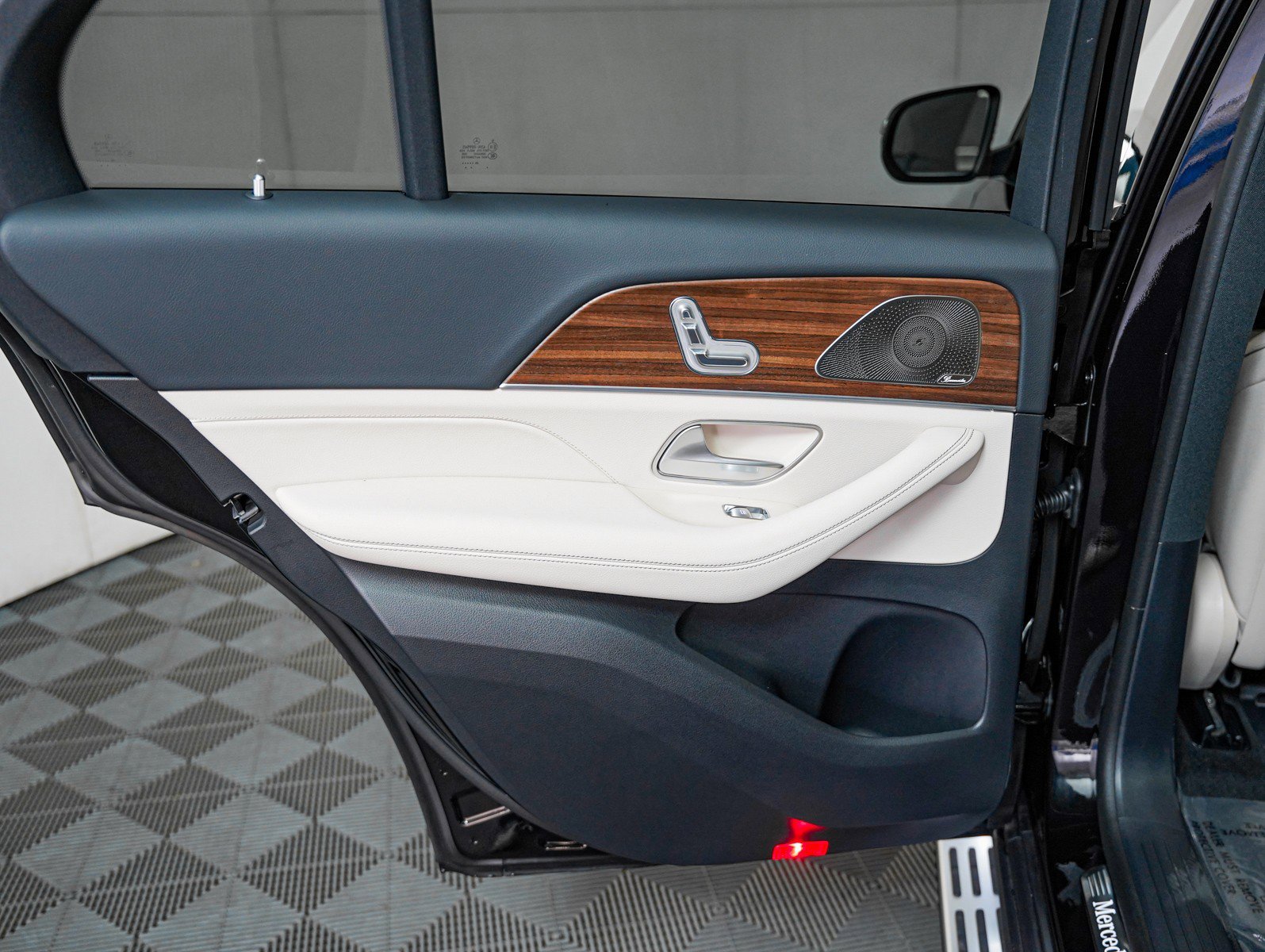 2026 Mercedes-Benz GLE GLE350 - Photo 25
